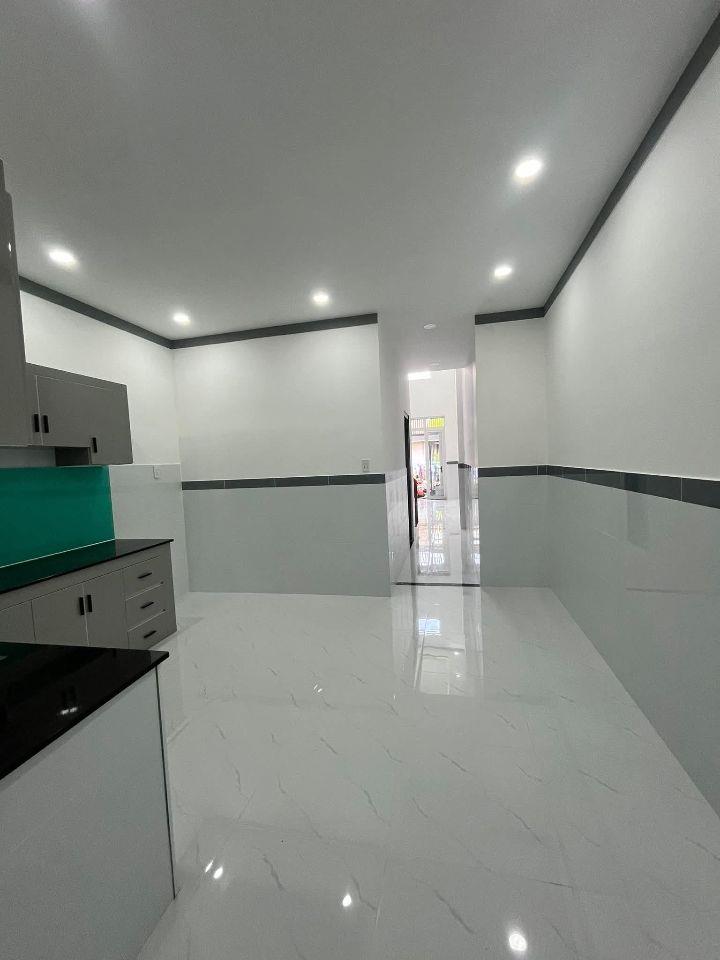 Nhà 1 trệt 1 lửng 2.35 tỷ_71 m2 sr,thổ cư, đường ô tô