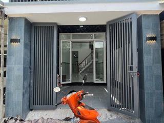 Nhà 1 trệt 1 lửng 2.35 tỷ_71 m2 sr,thổ cư, đường ô tô