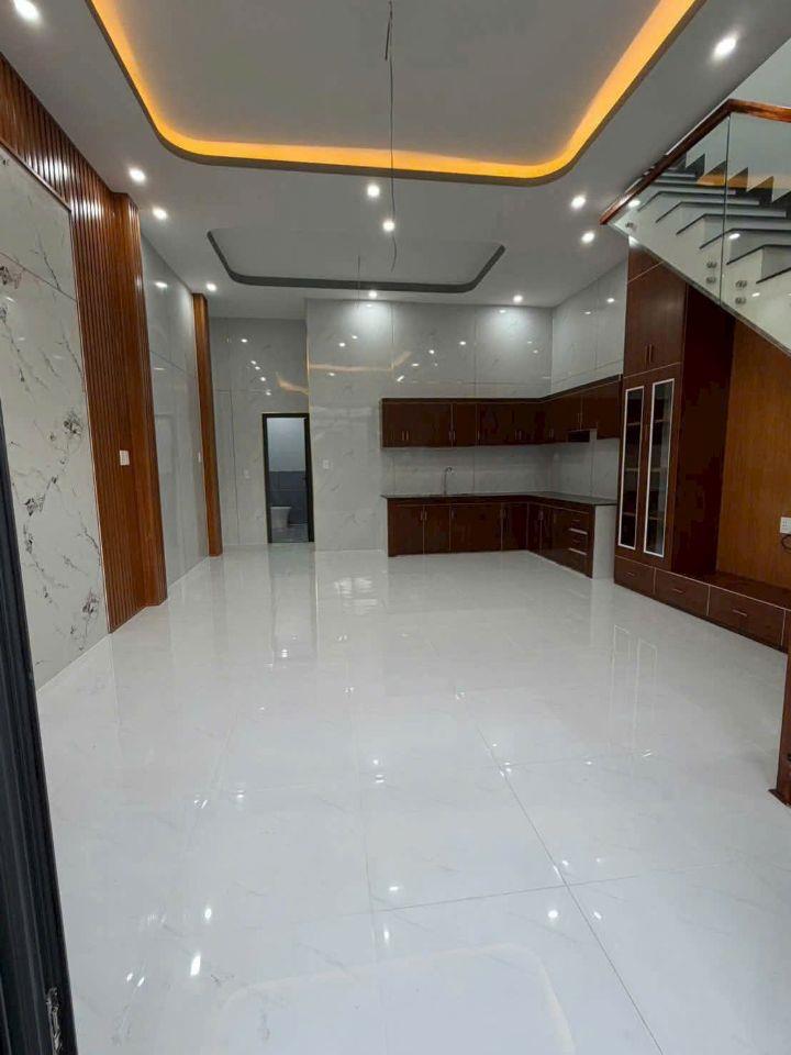 Nhà 1 lầu 1 trệt mới xây 2.85 tỷ_66 m2 ,đường ô tô