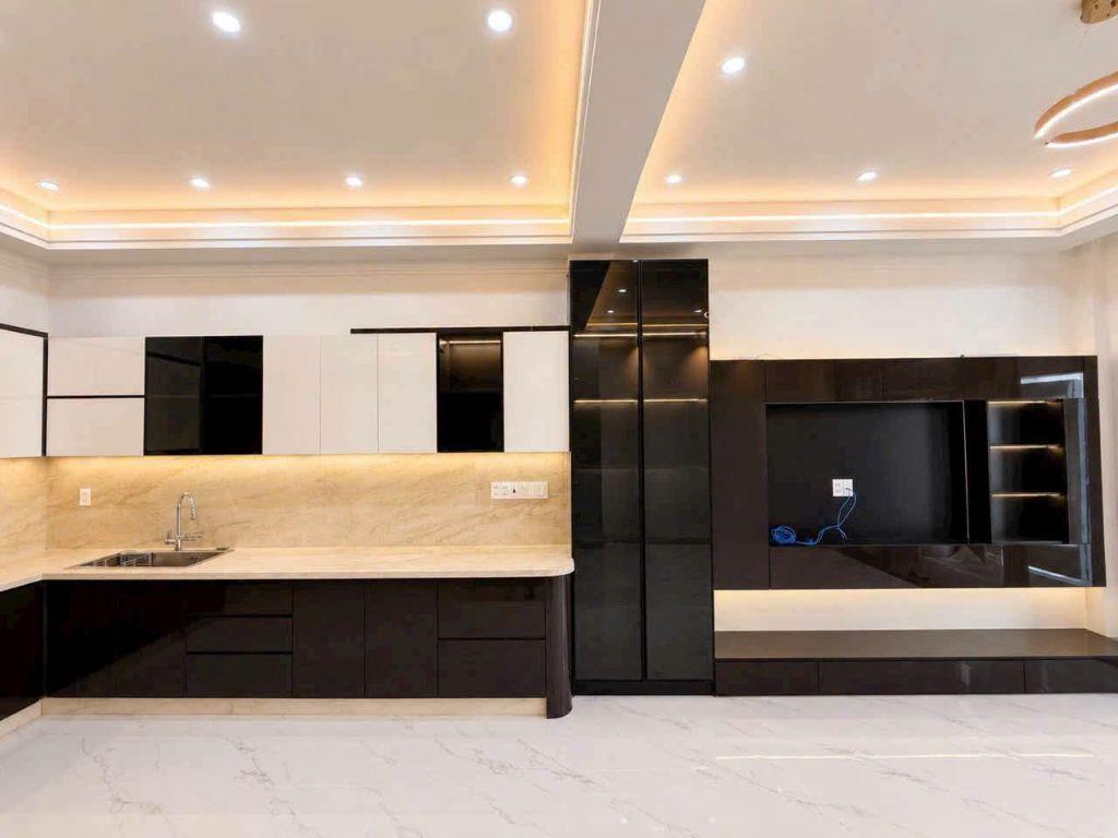 Nhà sr hoàn công 2 lầu 1 trệt 3.99 tỷ _