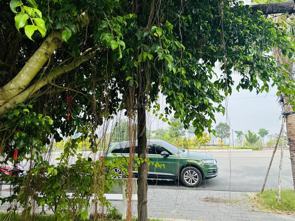 Độc quyền biệt thự sông king bay 450m2 giá 32 tỷ.  0968 144 *** yomi thổ địa king bay