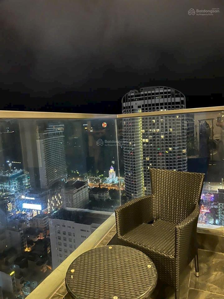 Bán căn góc virgo view biển nha trang. giá bán 5tỷ800, chi 0913 191 ***