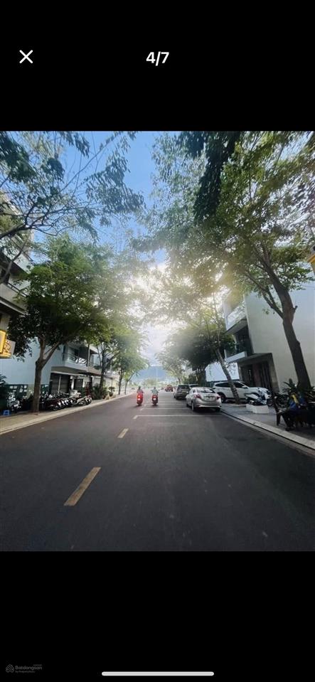 Bán đất hùng vương, lộc thọ, nha trang, 165 triệu / m2, 240 m2, phù hợp xây căn hộ dịch vụ.