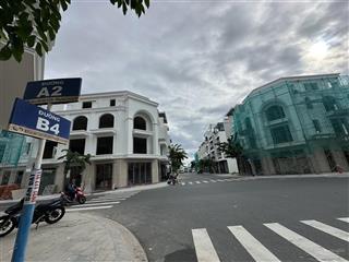Lô góc đường a2 và b4 đẹp nhất nhì kđt vcn phước long 2