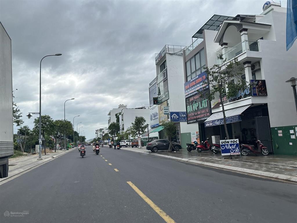 Lô đất mặt tiền đường thích quảng đức (số 4) chưa qua đường 22 kđt vcn phước long