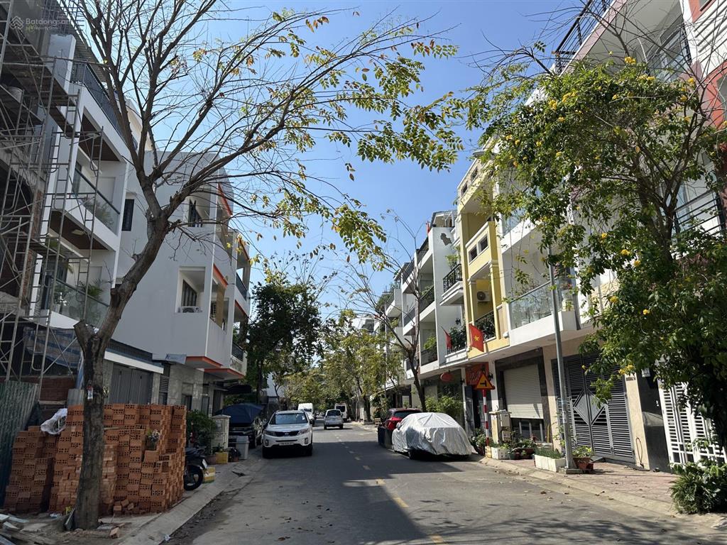 Nhà 3,5 tầng đường 14 kđt lê hồng phong 2