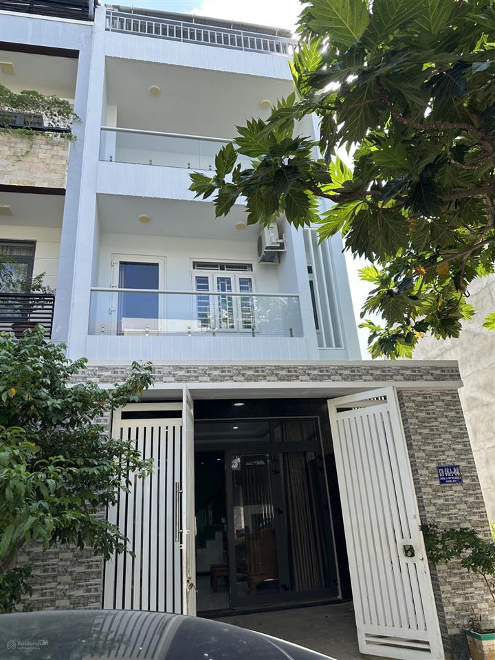 Nhà 3,5 tầng đường 14 kđt lê hồng phong 2