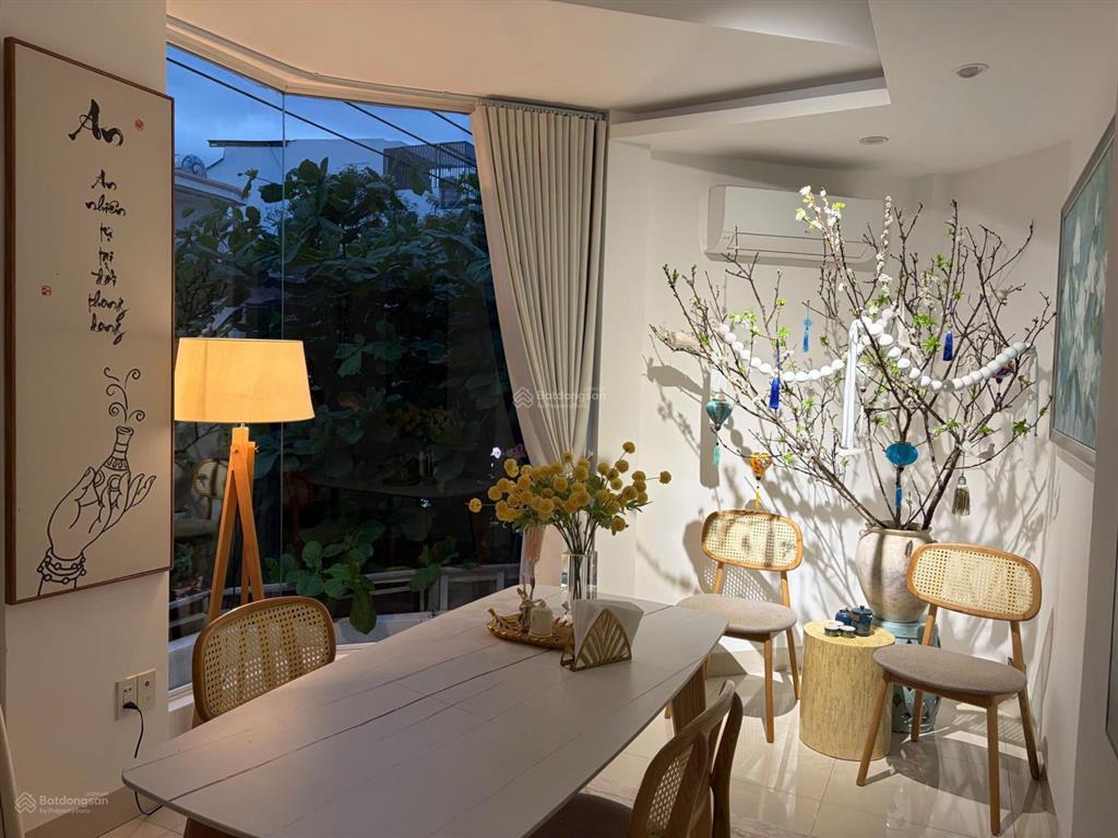 Nhà 4 tầng mặt tiền hồng bàng, nha trang chỉ 7,5 tỷ