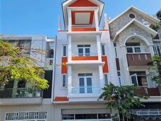 Cho thuê nhà 3,5 tầng ngay siêu thị go nha trang  kđt vĩnh điềm trung