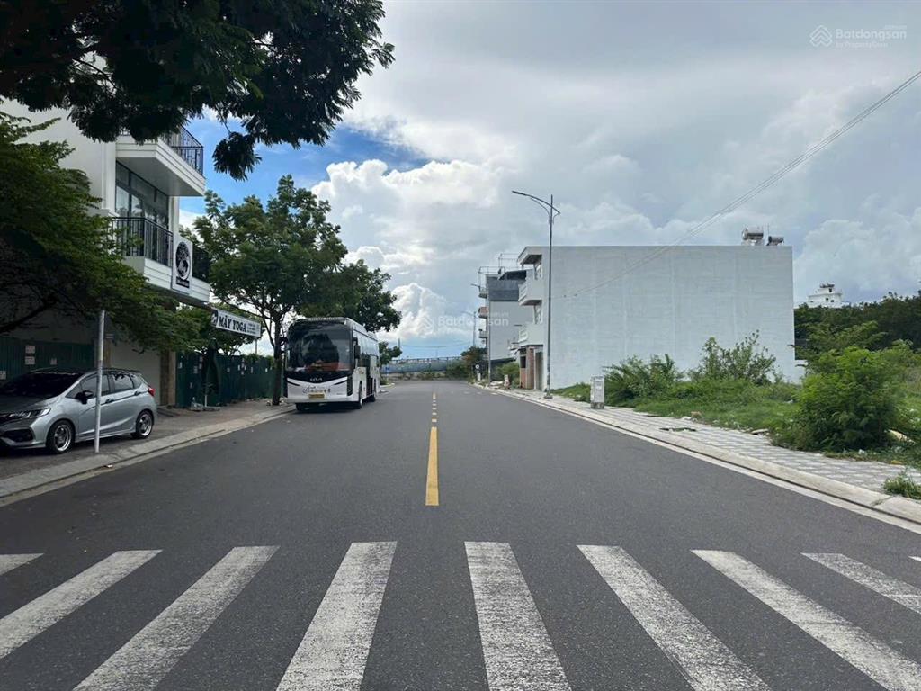Đường số 13 kđt lê hồng phong 2, giá tốt 76,5tr/m2