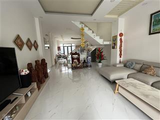 Nhà 3 tầng gói 5 mỹ gia chỉ 7 tỷ