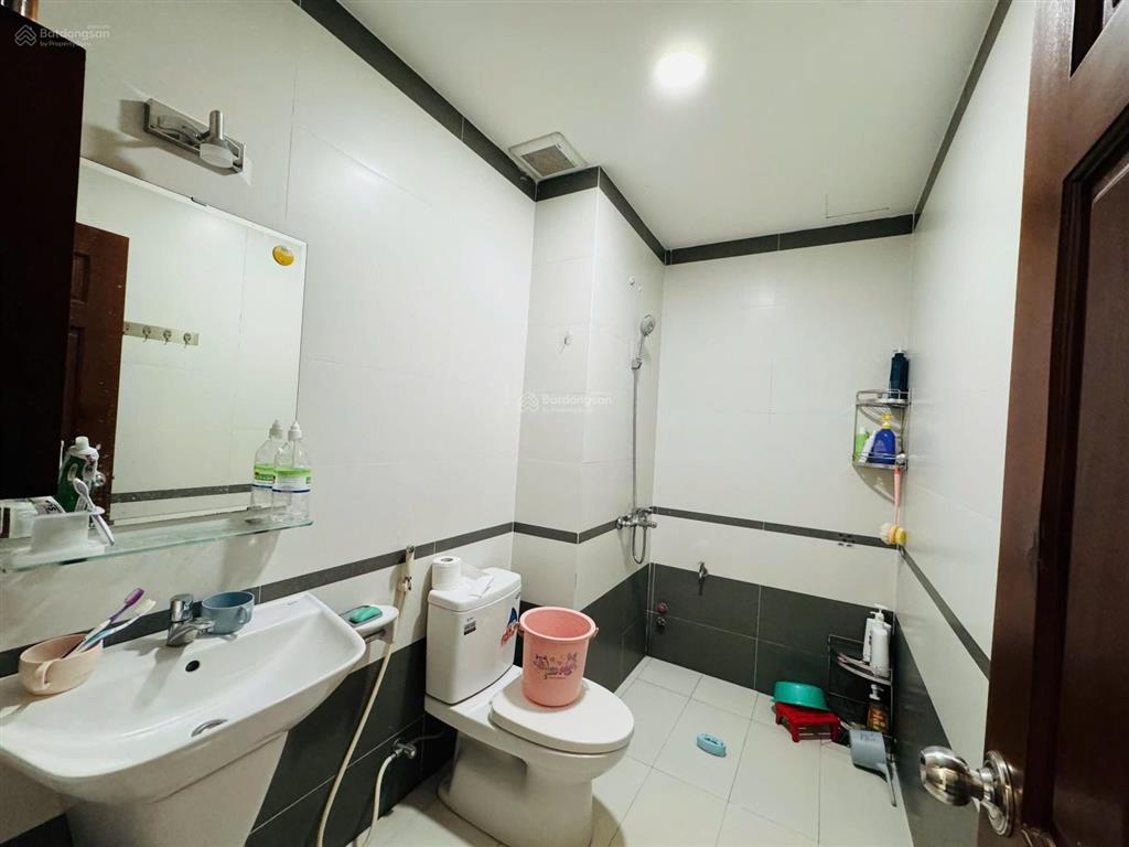 Bán nhà 4 tầng mặt đường văn tiến dũng có dòng tiền cho thuê ổn định, sổ hồng giá 16 tỷ 0966 838 ***