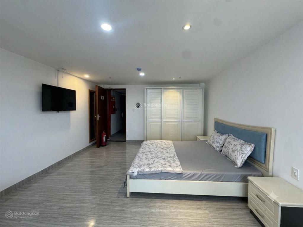 Căn hộ cho thuê full đồ cách biển 1km ngay khu trung tâm nha trang vào ở liền