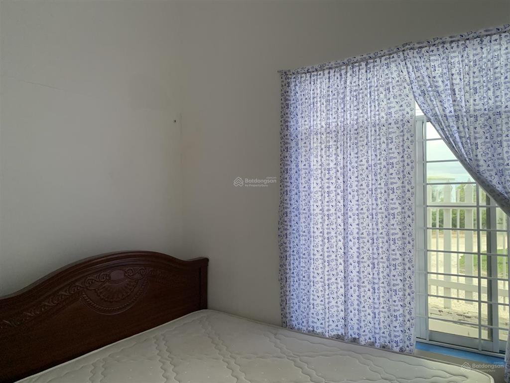 Bán căn nhà ngay đông hải dốc lết cách biển 300m giá 1,9 tỷ