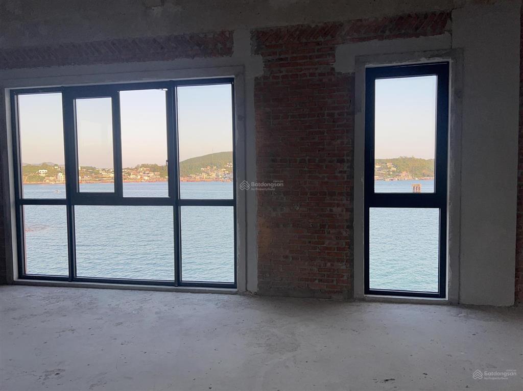 Bán siêu biệt thự nghỉ dưỡng cao cấp  có thể vừa ở vừa kinh doanh  đã xây thô trên biển nha trang