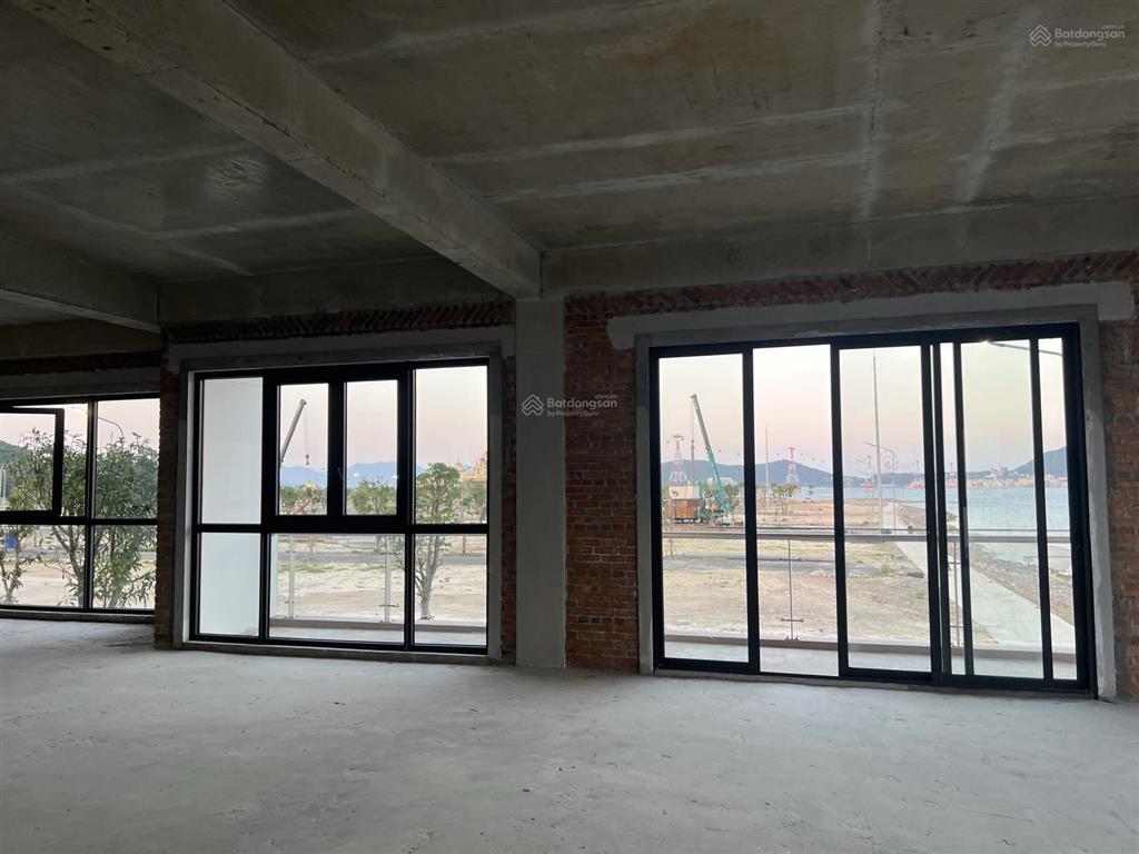 Biệt thự siêu vip nghỉ dưỡng tại nha trang  view toàn vịnh 100%, giá trị tinh thần và sức khoẻ