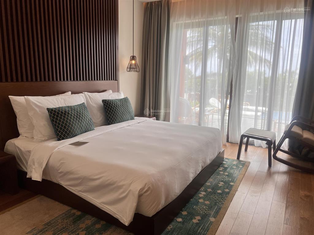 Cần bán căn villa siêu vip tại dự án movenpick  bãi dài  cam lâm  khánh hòa  2 phòng ngủ