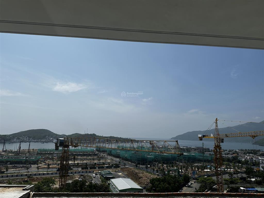 Nhà cần tiền nên bán gấp villa 12 phòng ngủ tại dự án ocean front villas  khu bt núi anh nguyễn
