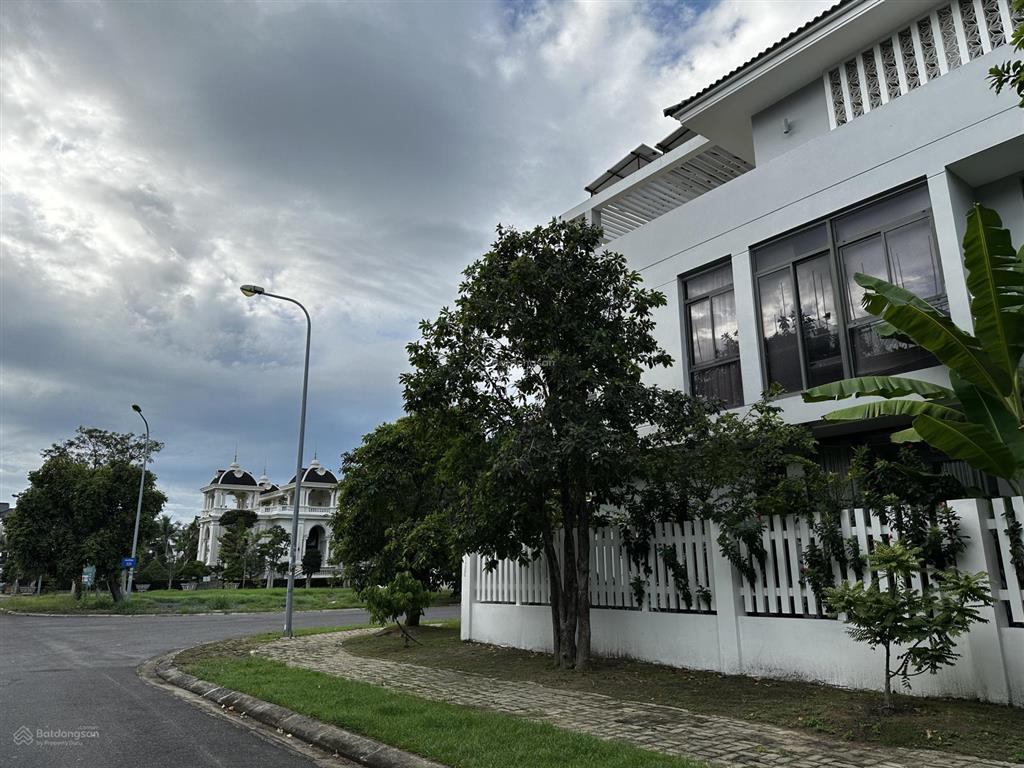 Chỉ với 23 tỷ sở hữu ngay nhà 4 tầng ngay biển trần phú