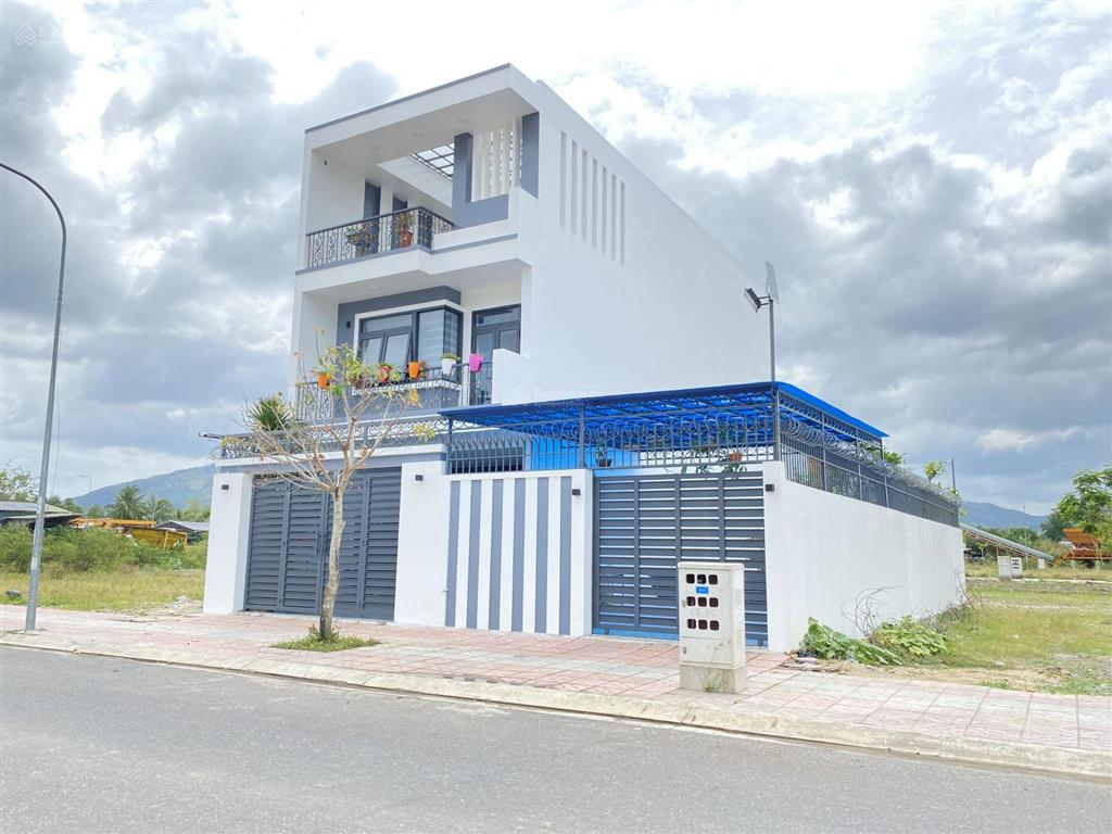 Chỉ từ 15 triệu/m2  1.8xx tỷ là đã sở hữu được lô đất tại kđt mới nam sông cái 0939 107 ***