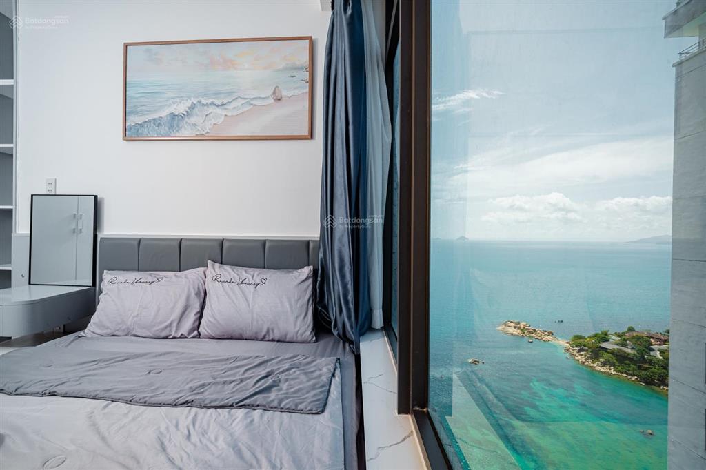 Bán căn hộ view xéo biển hòn chồng tòa oc1b mường thanh viễn triều