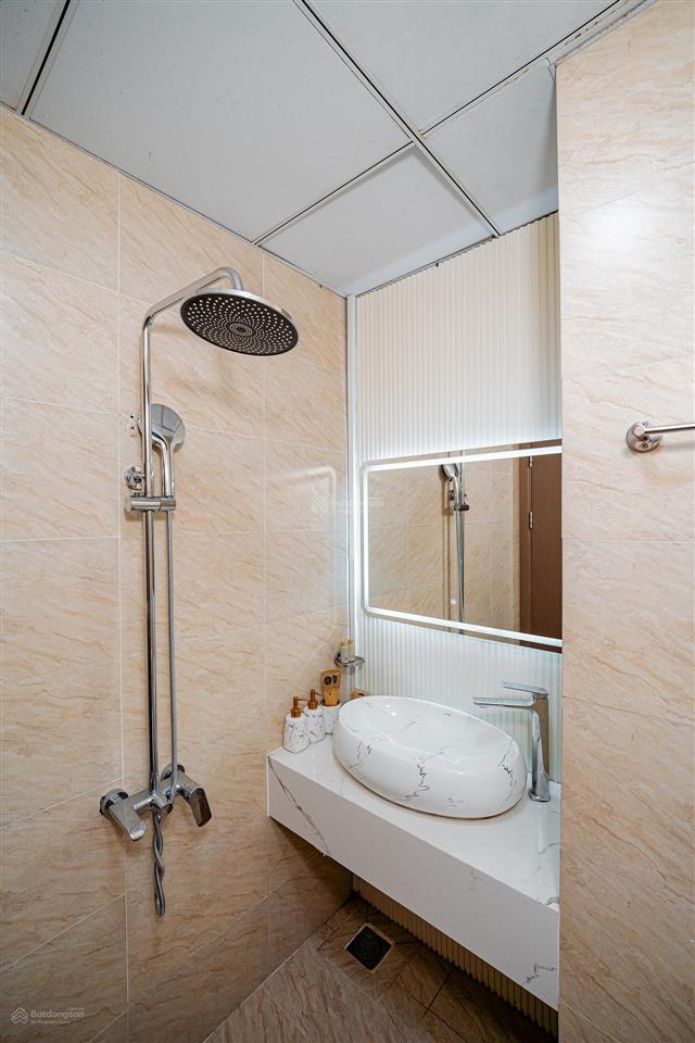 Bán căn hộ view xéo biển hòn chồng tòa oc1b mường thanh viễn triều