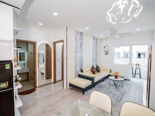 Bán căn hộ view xéo biển hòn chồng tòa oc1b mường thanh viễn triều