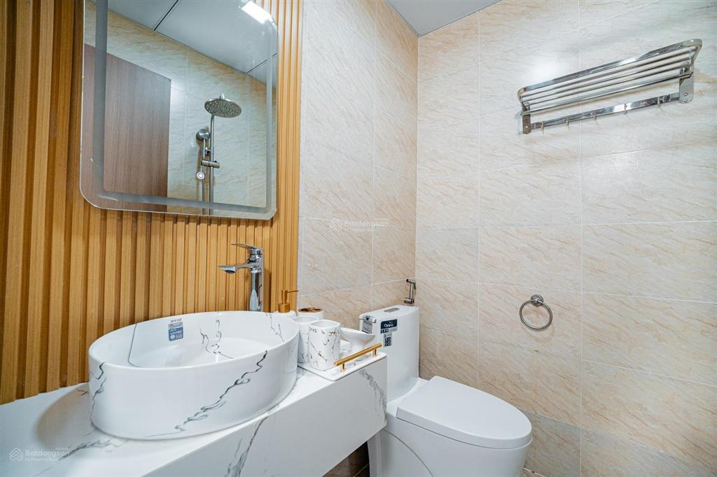 Bán căn hộ view xéo biển hòn chồng tòa oc1b mường thanh viễn triều
