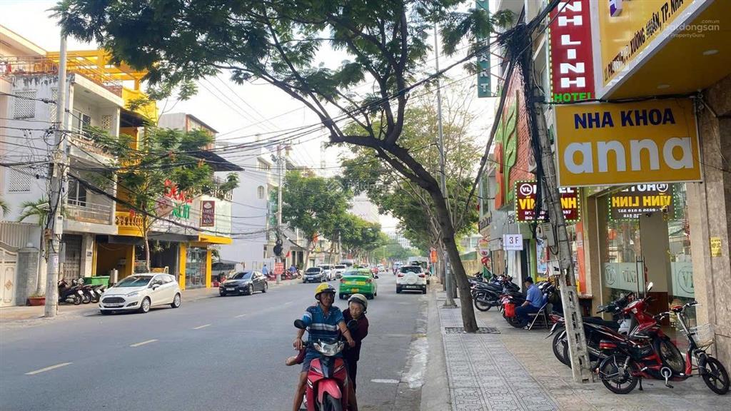 Bán nhà mặt tiền đường pasteur nha trang ngang 5,6m , cách biển chỉ 200m