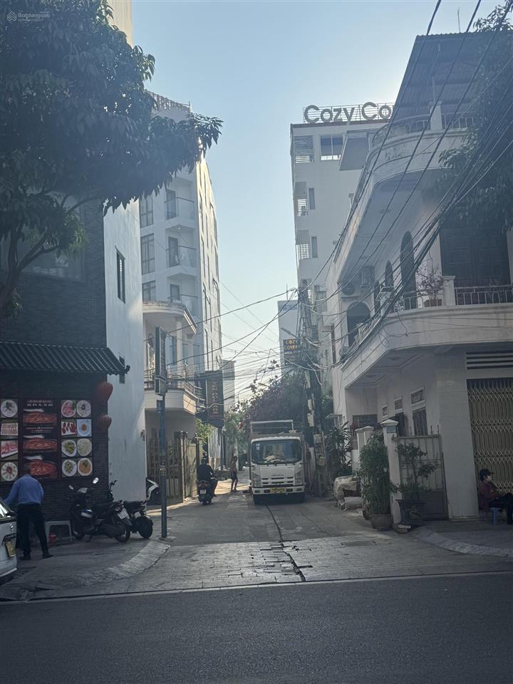 Bán nhà ngang 5,8m đường nguyễn thiện thuật  trung tâm nha trang  cách biển 400m