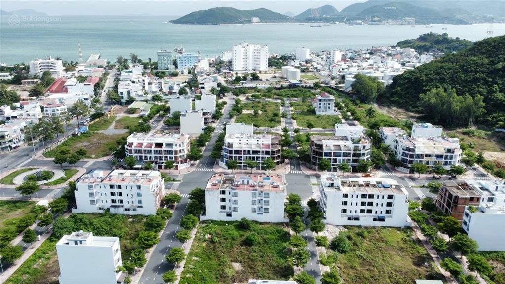 Lô góc 2 mặt tiền đẹp đường số 2 kđt mipeco, phường nha trang, gần biển trần phú, giá tốt