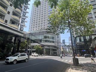 Bán nhà đường hùng vương ngang 5.85m, cách biển chỉ 250m, giá tốt.
