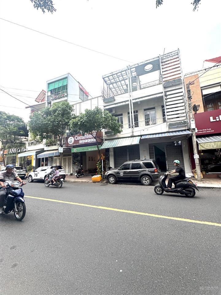 Bán nhà mặt tiền đường trần nhật duật ngang 7,7m trung tâm nha trang, giá tốt