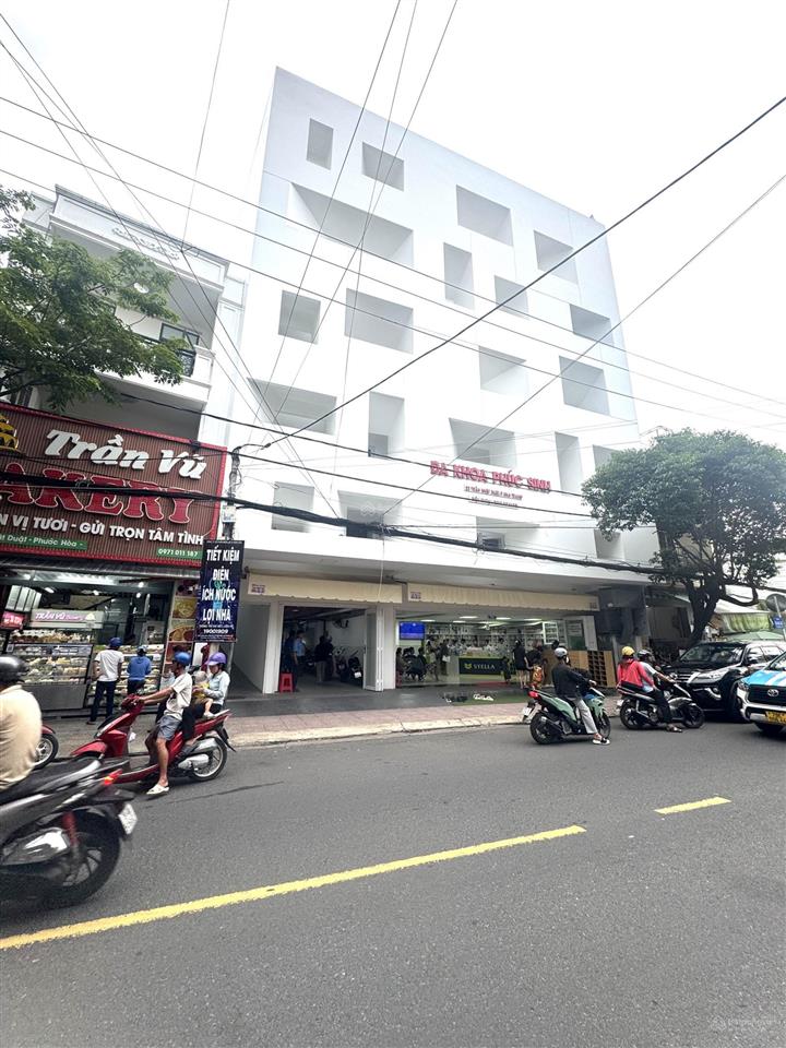 Bán nhà mặt tiền đường trần nhật duật ngang 7,7m trung tâm nha trang, giá tốt