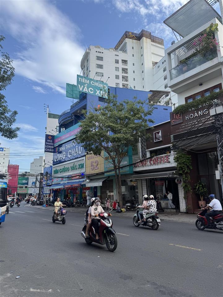 Cho thuê mặt bằng mới đẹp ngang 6,3m đường quang trung, phường nha trang, giá tốt