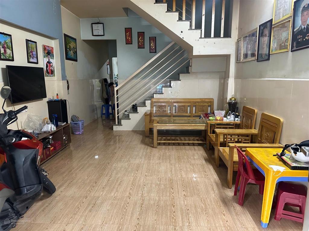 Bán nhà tđc đường a6 vcn phước hải nha trang giá tốt