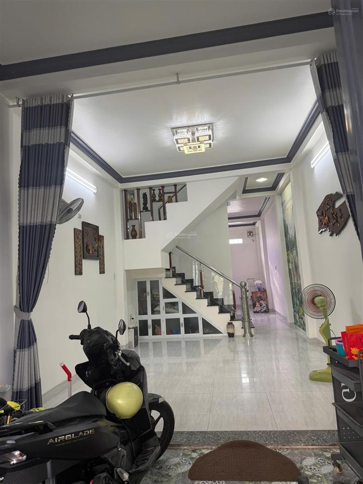 Cần bán gấp nhà tđc vcn phước long 2, phường nam nha trang