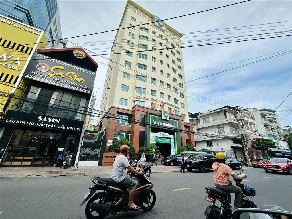 Bán nhà mặt tiền đường quang trung ngang 6,3m, trung tâm nha trang, gần biển
