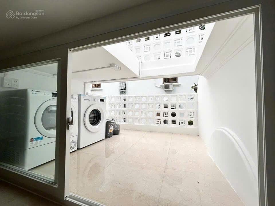 Bán nhà 2 tầng khu phố tây có dòng tiền cho thuê 4 tỷ 350