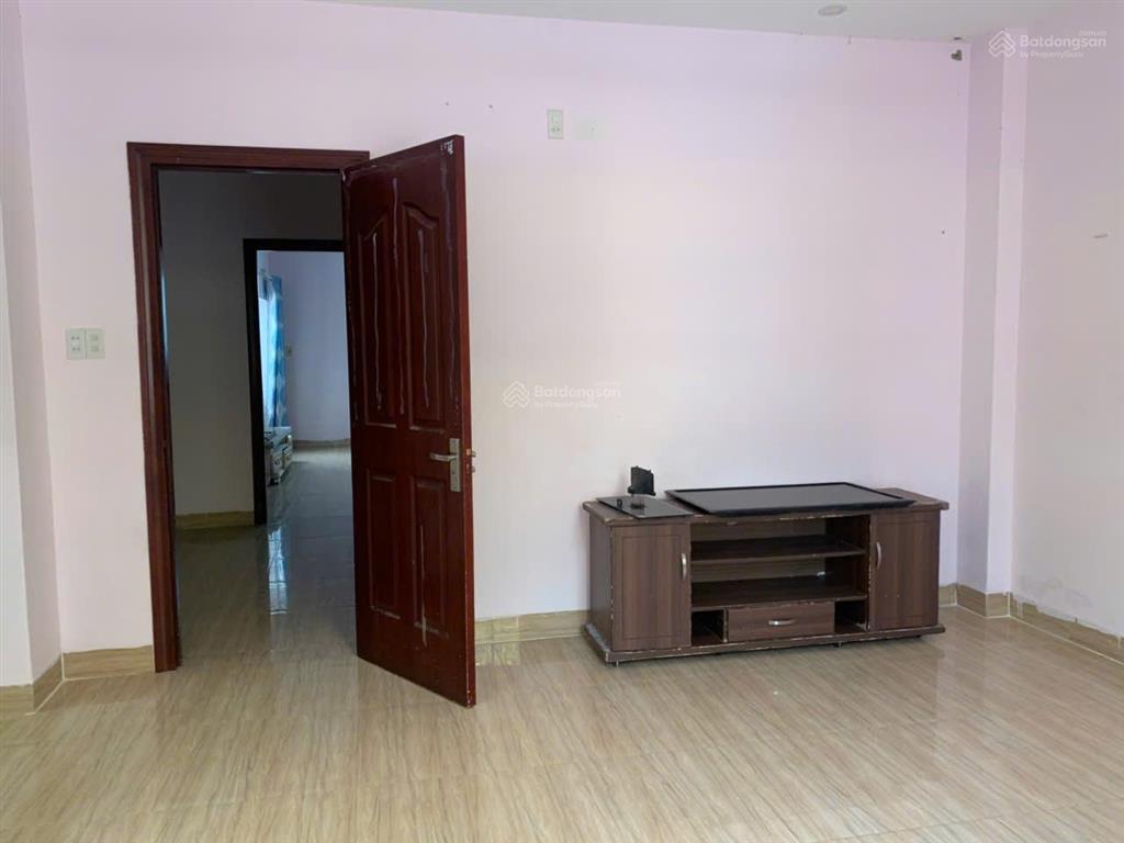 Bán nhà 3 tầng kdt lê hồng phong 2 dt 118m2. bán 9 tỷ 9