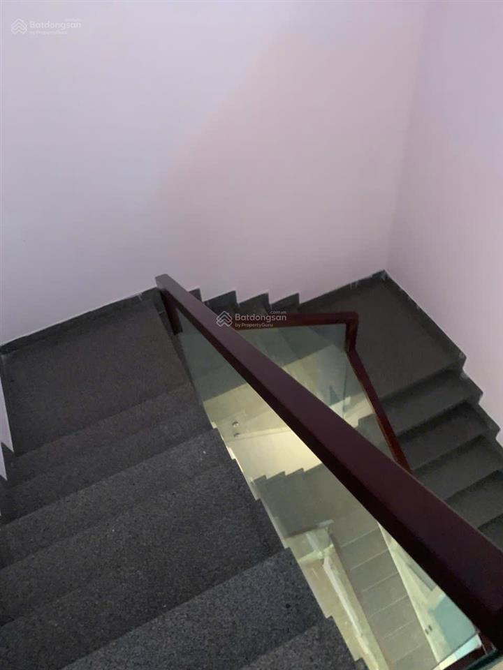 Bán nhà 3 tầng kdt lê hồng phong 2 dt 118m2. bán 9 tỷ 9