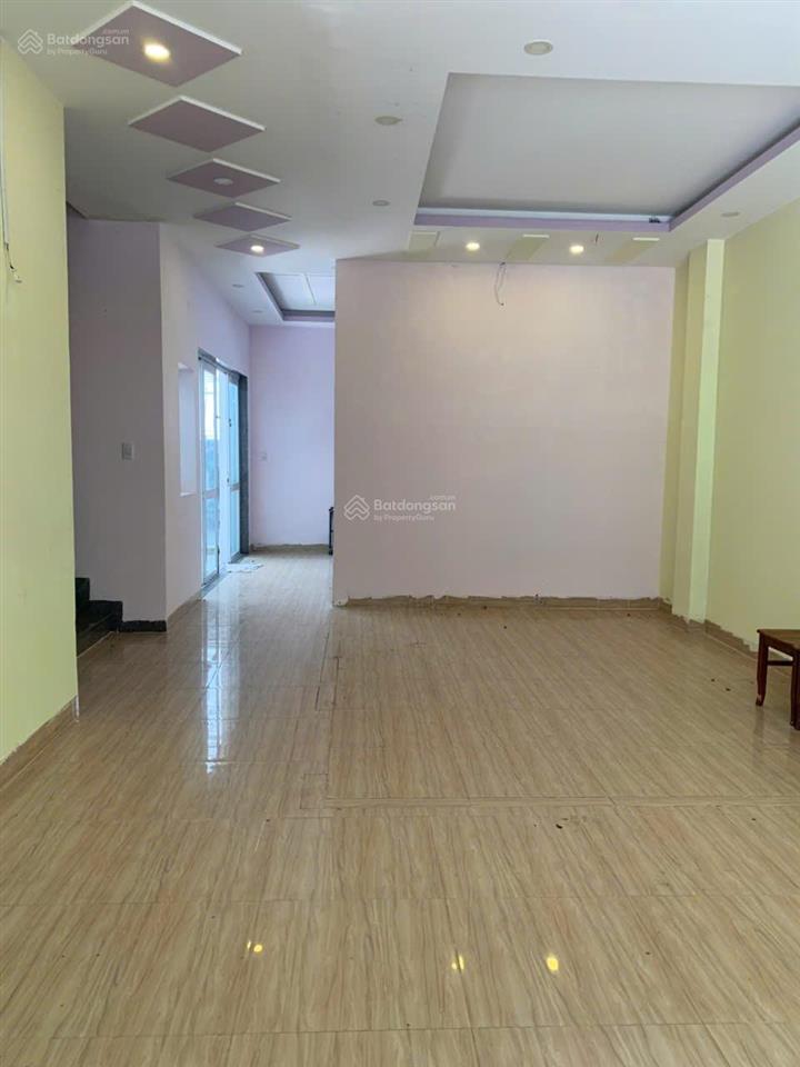 Bán nhà 3 tầng kdt lê hồng phong 2 dt 118m2. bán 9 tỷ 9
