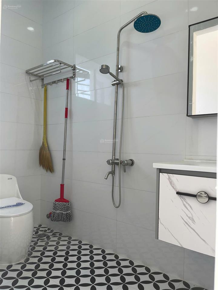 Nhà mới 3 tầng mặt tiền phong châu phường nam nha trang giá 5ty5