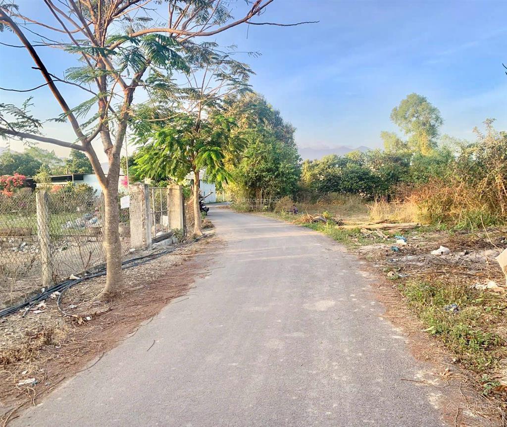 Đất ở nông thôn phước tuy 2 diên phước giá 4 triệu/m2