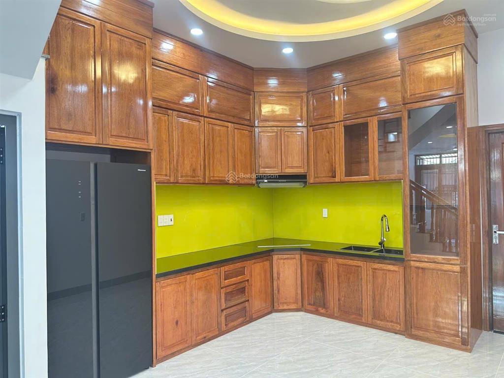 Nhà mới 3 tầng khu vĩnh điềm ngọc hiệp nha trang 4ty750.