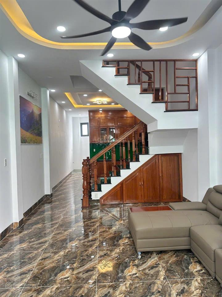 Nhà mới 3 tầng khu vĩnh điềm ngọc hiệp nha trang 4ty750.