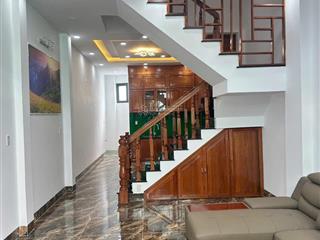 Nhà mới 3 tầng khu vĩnh điềm ngọc hiệp nha trang 5 tỷ 150.