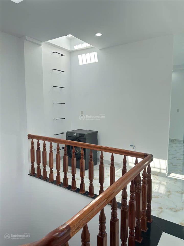 Nhà mới 3 tầng khu vĩnh điềm ngọc hiệp nha trang 4ty750.