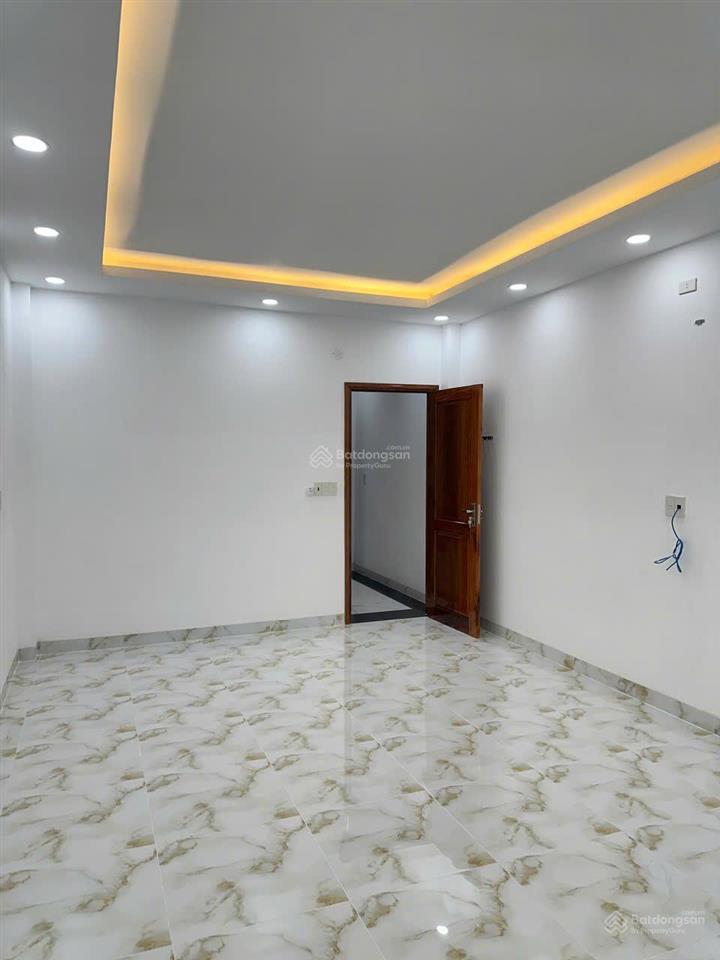 Nhà mới 3 tầng khu vĩnh điềm ngọc hiệp nha trang 4ty750.