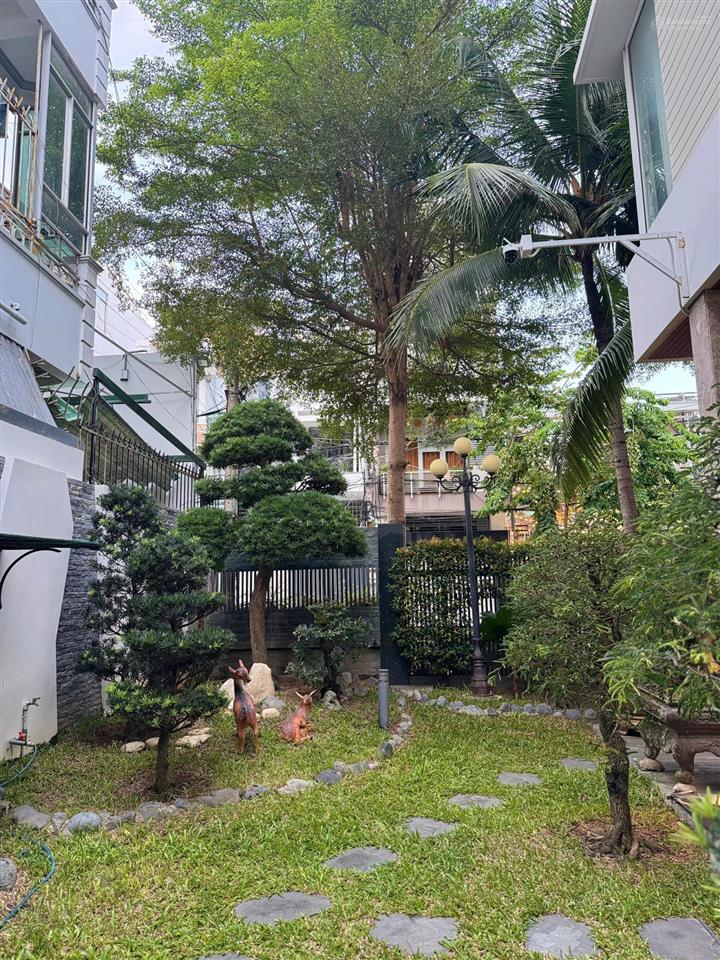 Nhà đẹp 3 tầng khu bàn cờ nha trang 67 tỷ